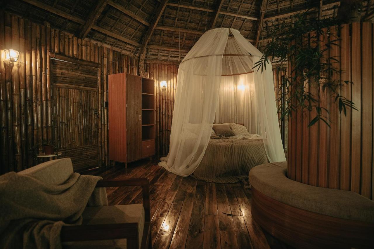 Villa Treehouse de Valentine à Balamban Extérieur photo