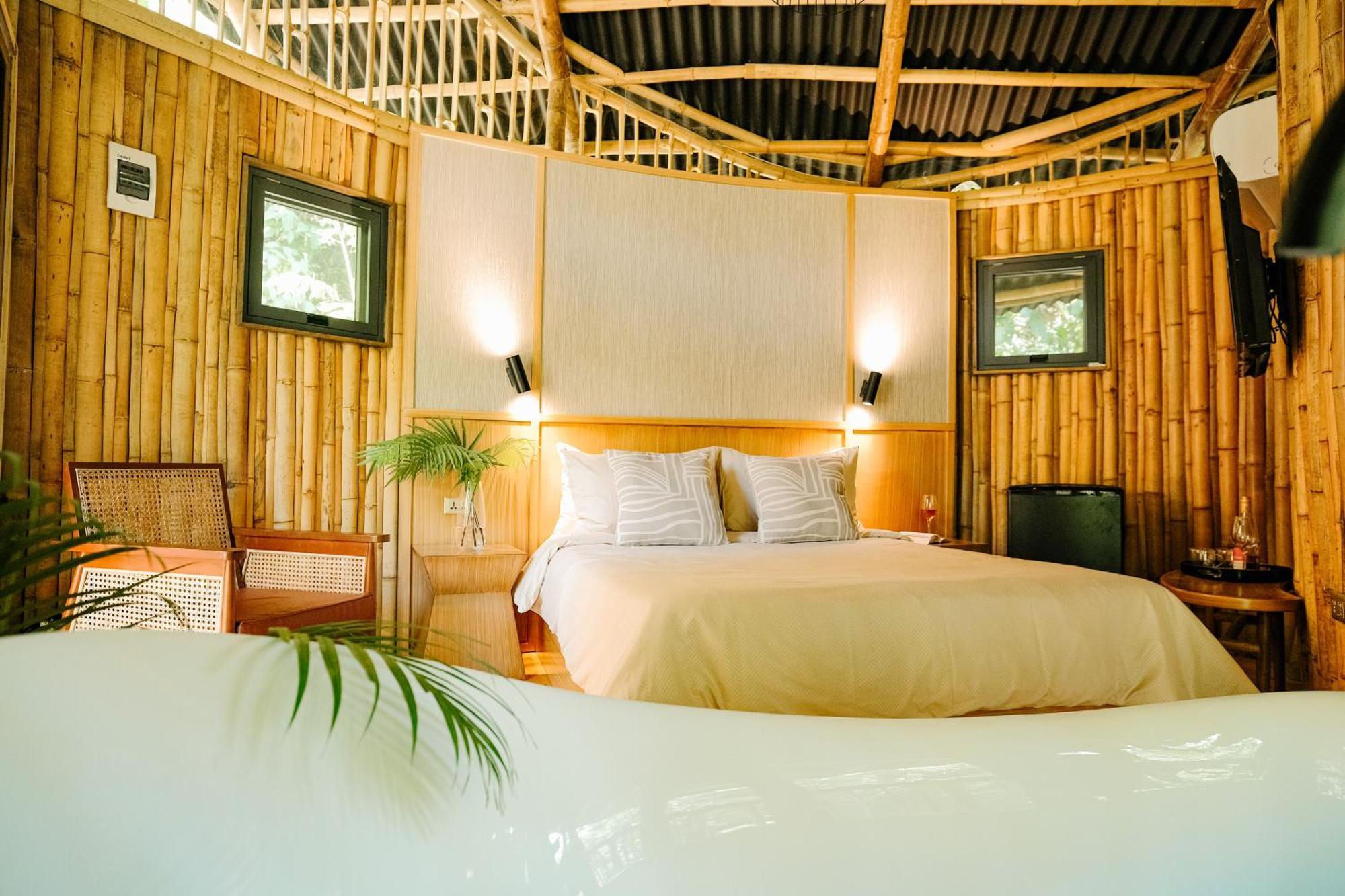 Villa Treehouse de Valentine à Balamban Extérieur photo